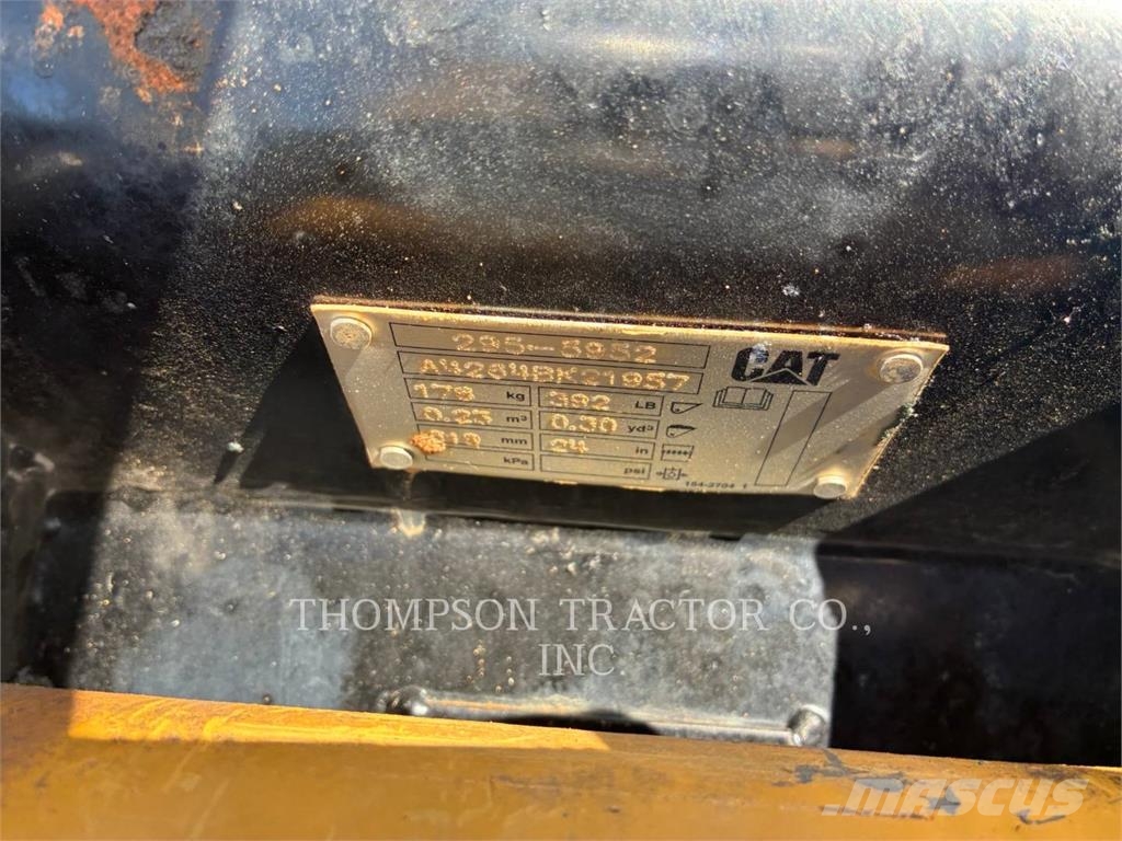 CAT 308CR Mini ekskavatori < 7 t
