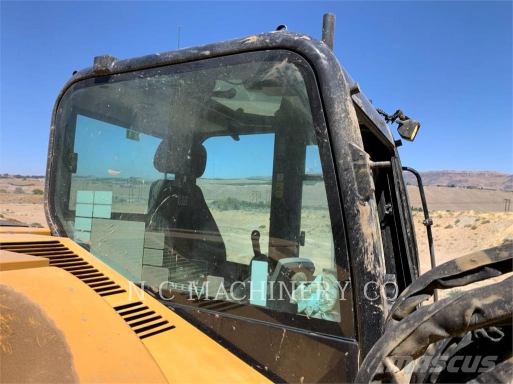 CAT 308E2 CRCB Pelle sur chenilles