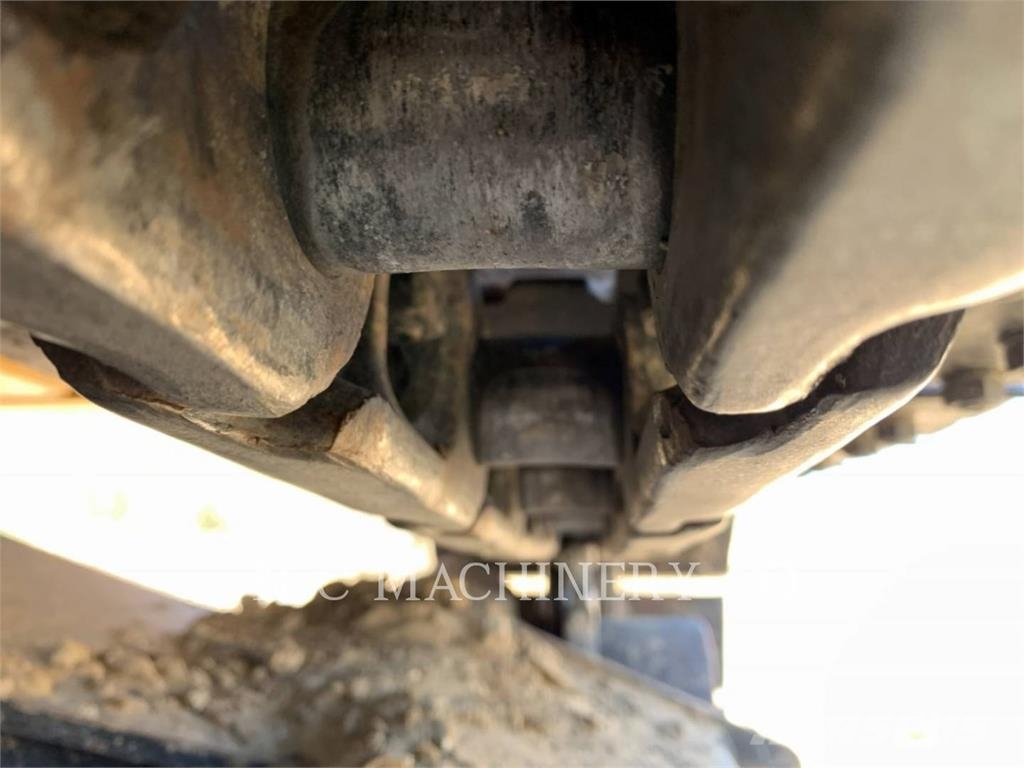 CAT 308E2 CRCB Pelle sur chenilles