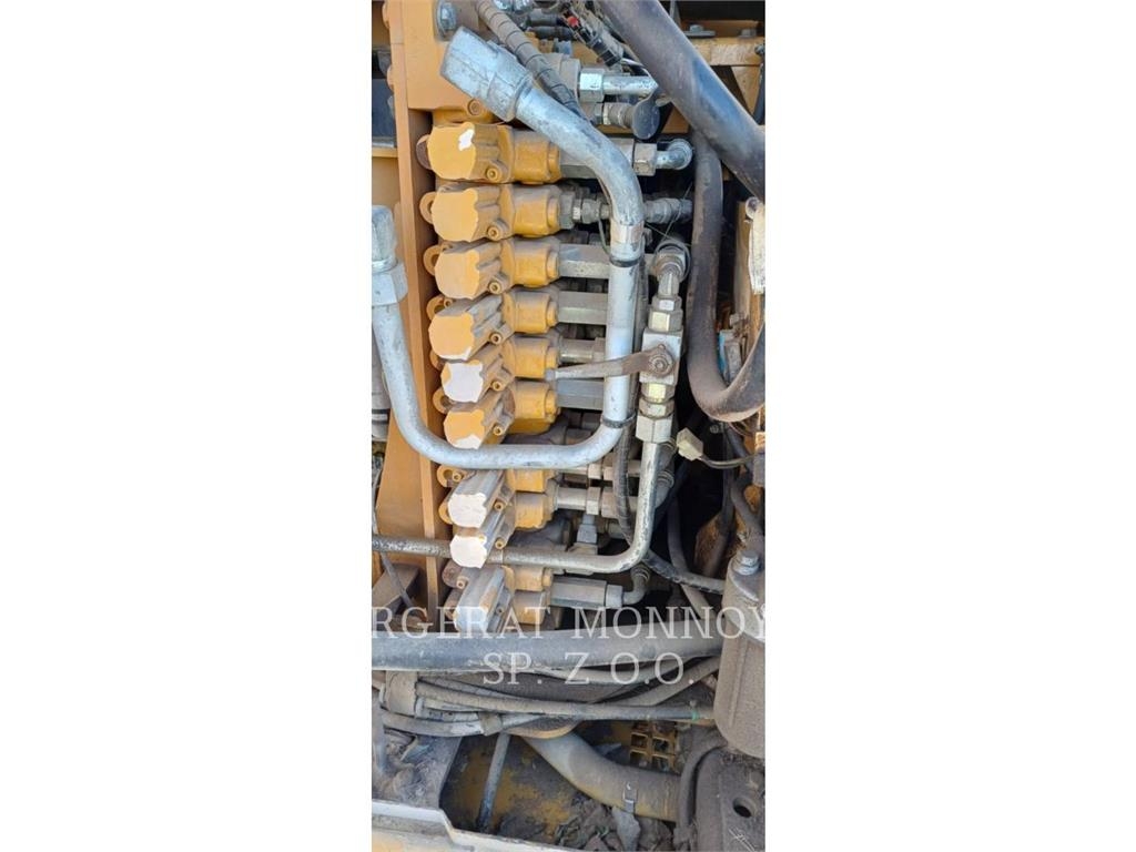 CAT 308E2CRSB حفارات زحافة