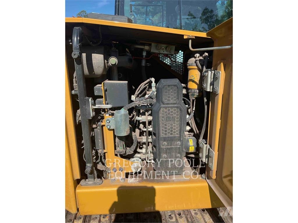 CAT 30907CR Vikšriniai ekskavatoriai