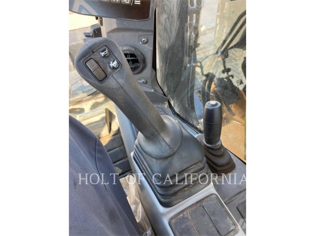 CAT 310 Гусеничні екскаватори