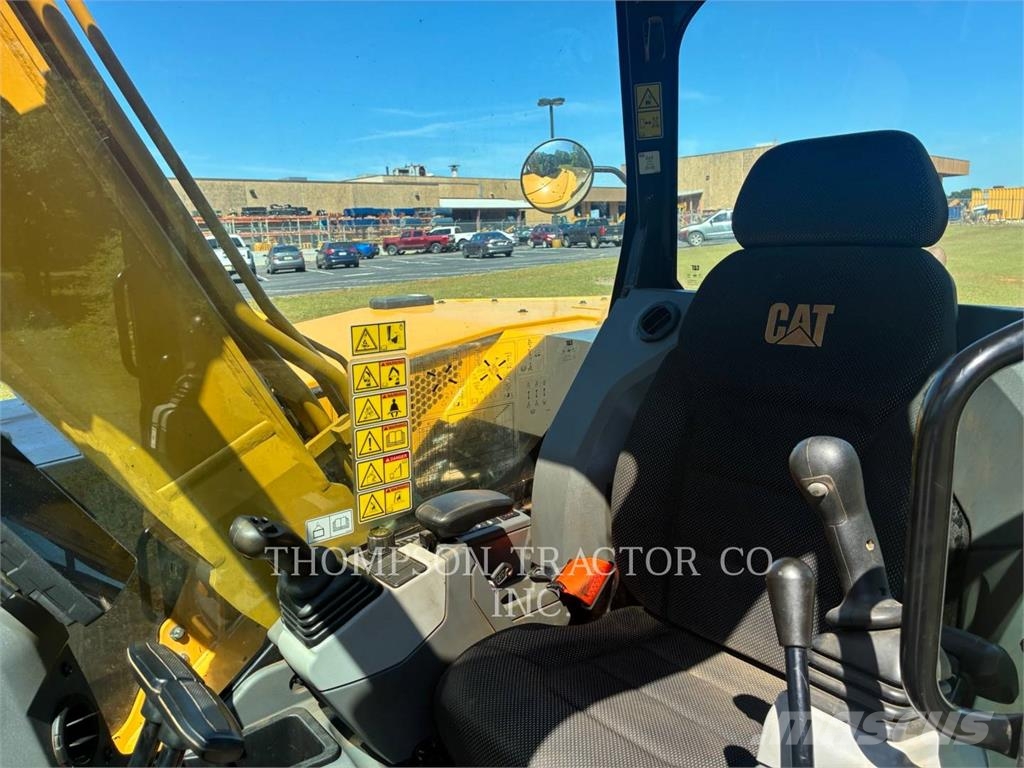 CAT 310 Paletli ekskavatörler