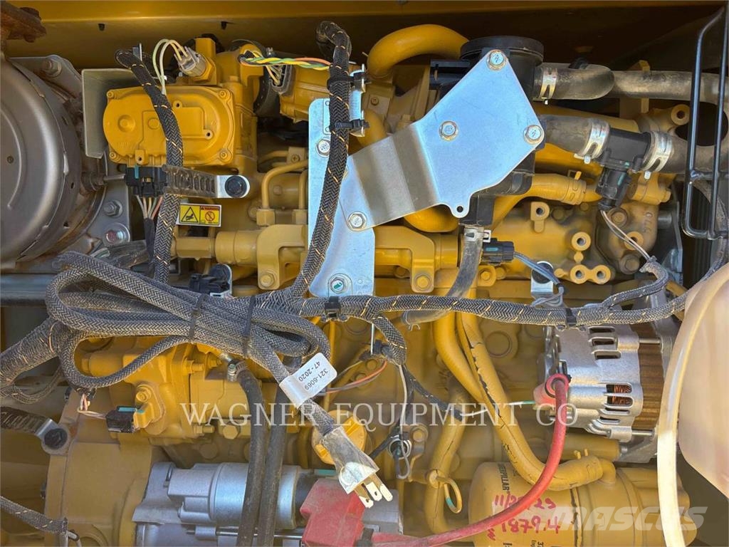 CAT 310 Paletli ekskavatörler