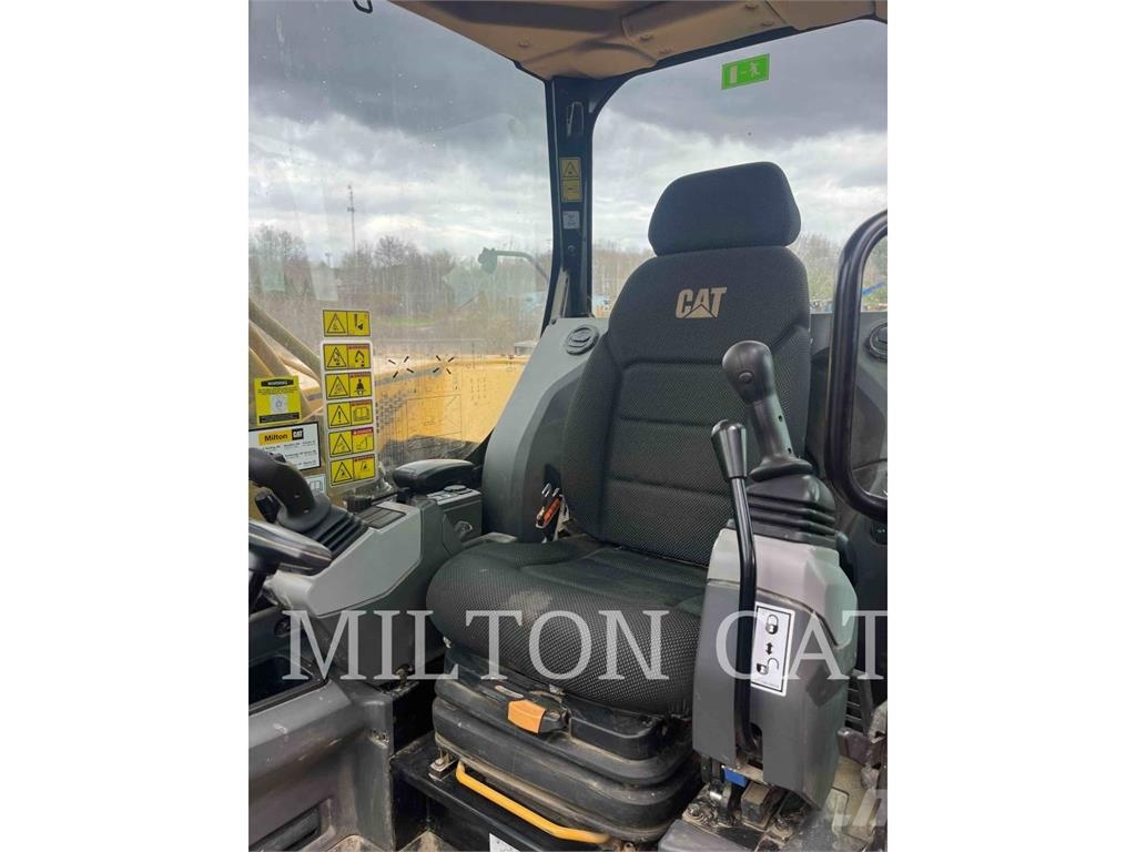 CAT 310 Crawler excavators