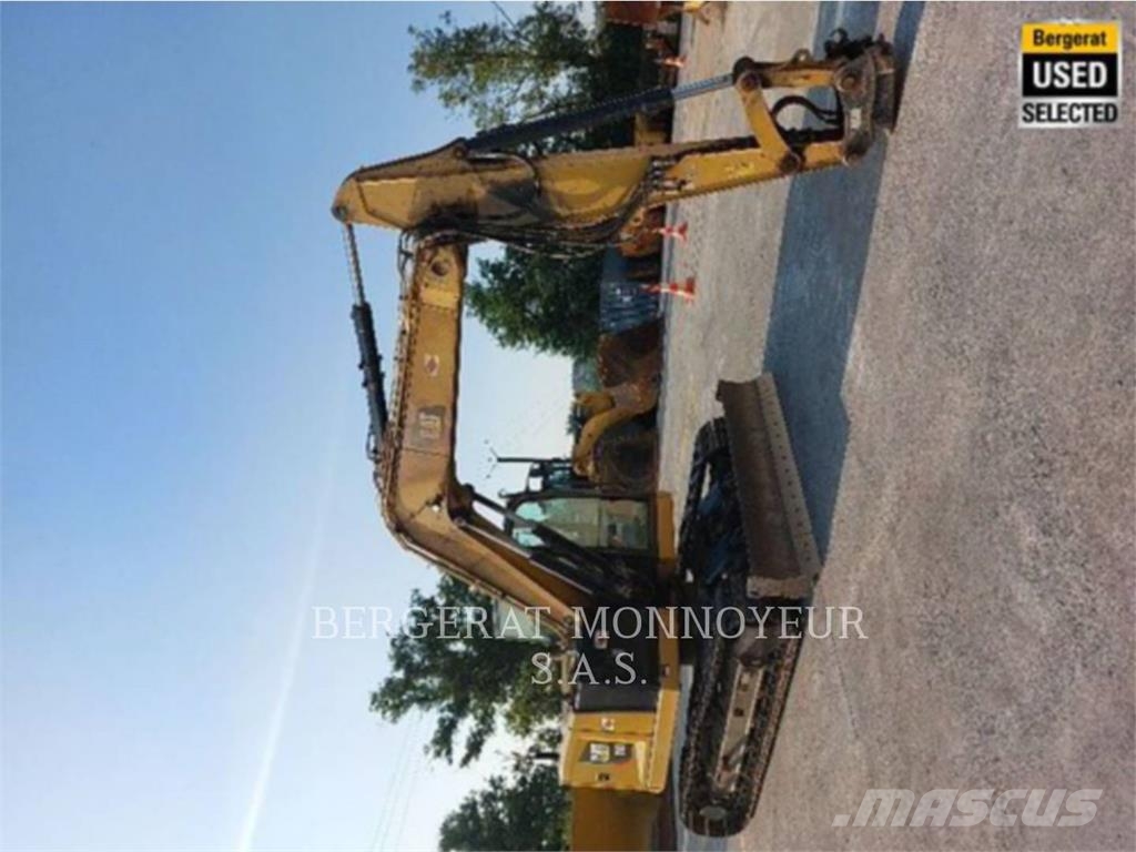CAT 310 حفارات صغيرة أقل من 7 طن (حفارات صغيرة)