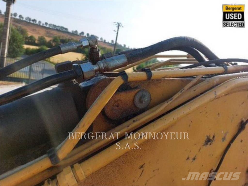 CAT 310 حفارات صغيرة أقل من 7 طن (حفارات صغيرة)