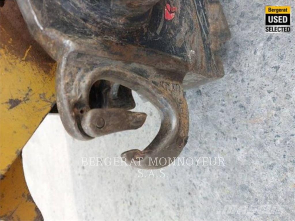 CAT 310 حفارات صغيرة أقل من 7 طن (حفارات صغيرة)