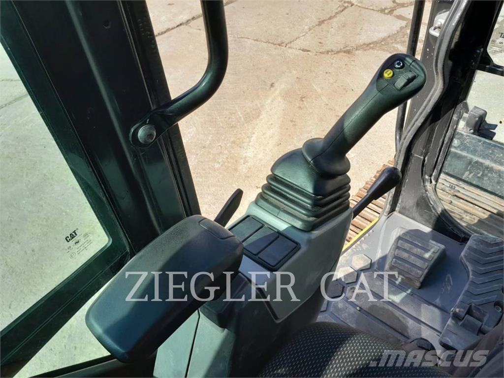 CAT 310 Bagri goseničarji