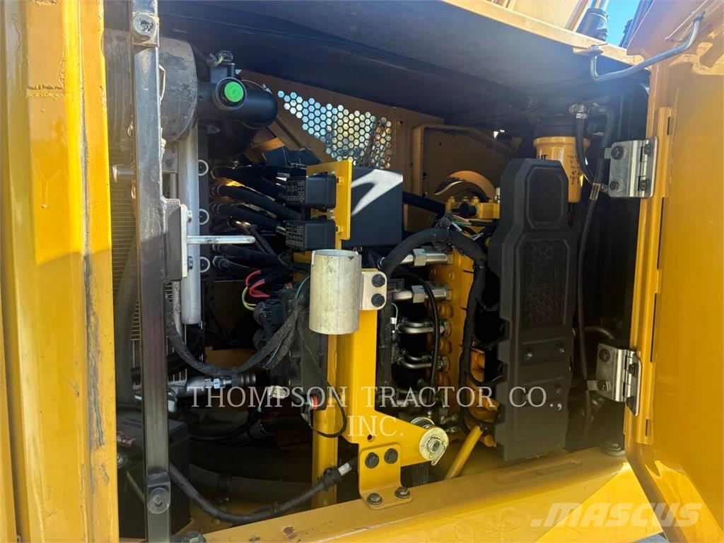 CAT 310 Minigravemaskiner