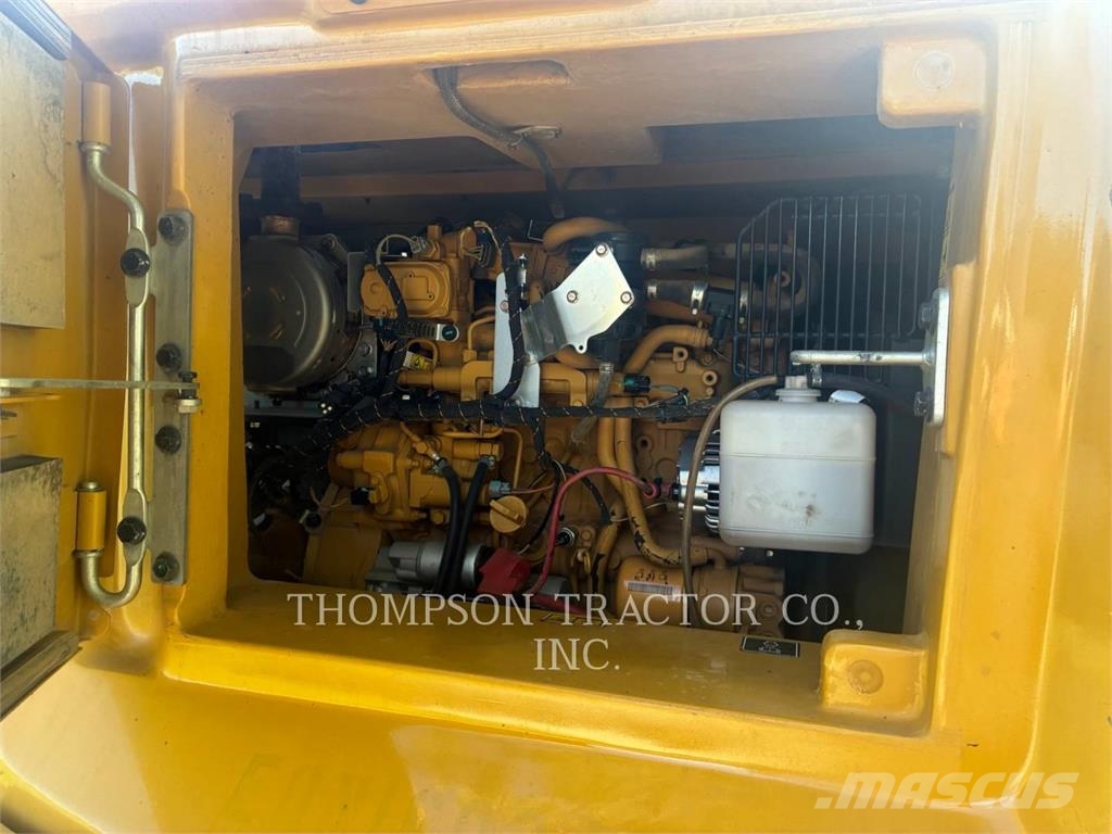 CAT 310 Minigravemaskiner