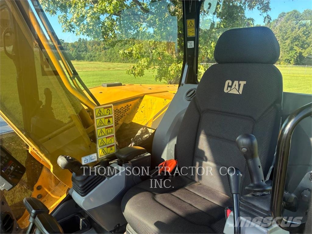 CAT 310 Minigravemaskiner