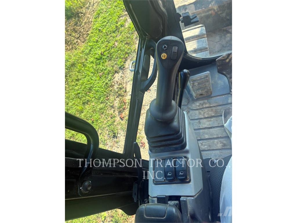 CAT 310 Minigravemaskiner