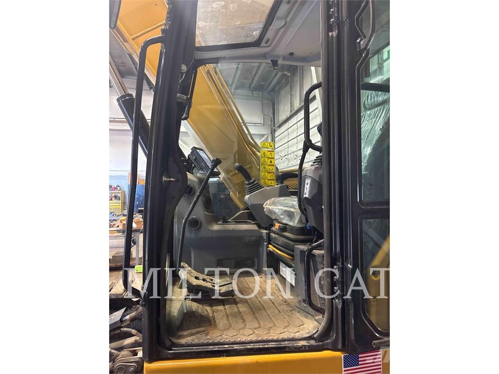 CAT 310 Gravemaskiner på larvebånd