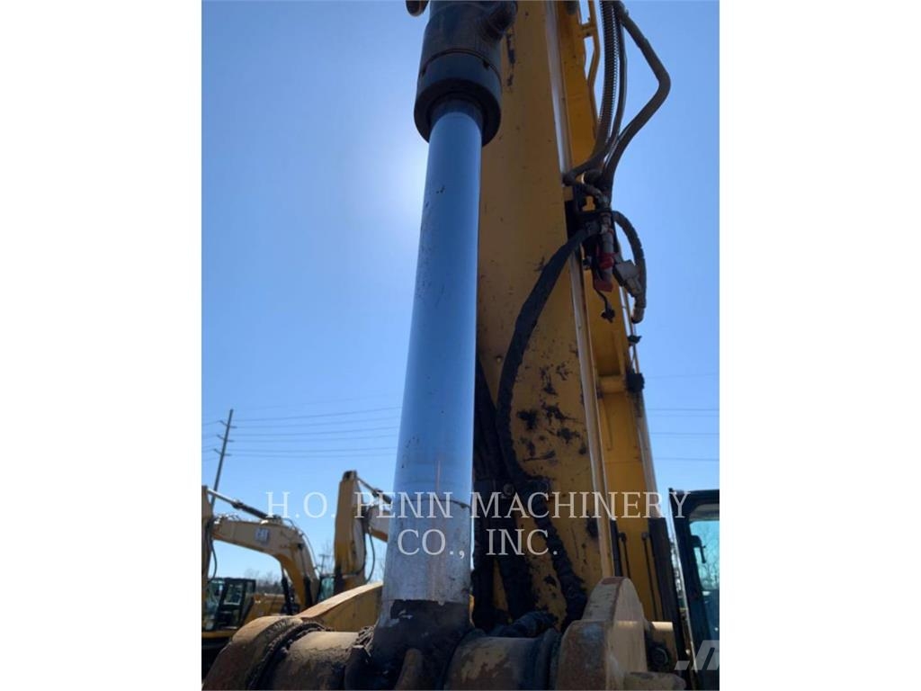 CAT 310-07 Гусеничні екскаватори