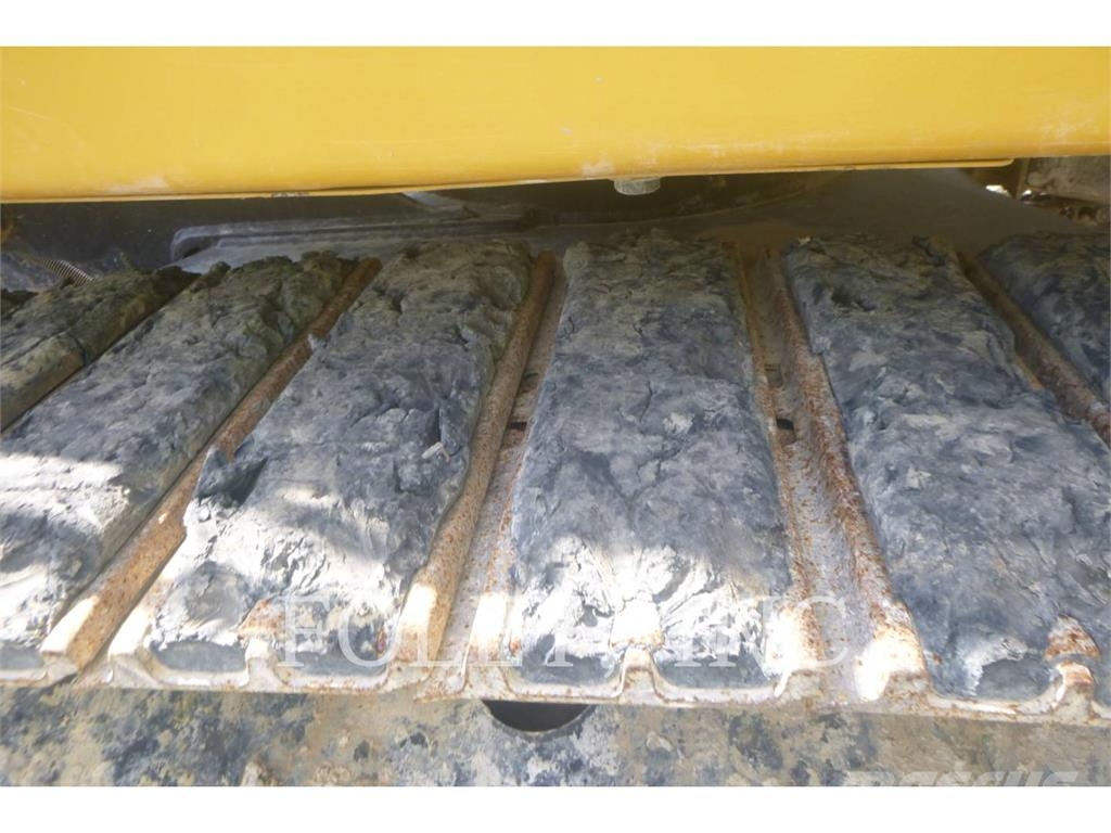 CAT 310-07 Εκσκαφείς με ερπύστριες