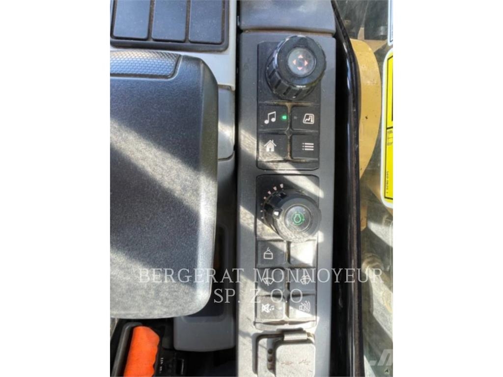 CAT 310-07 Rupsgraafmachines