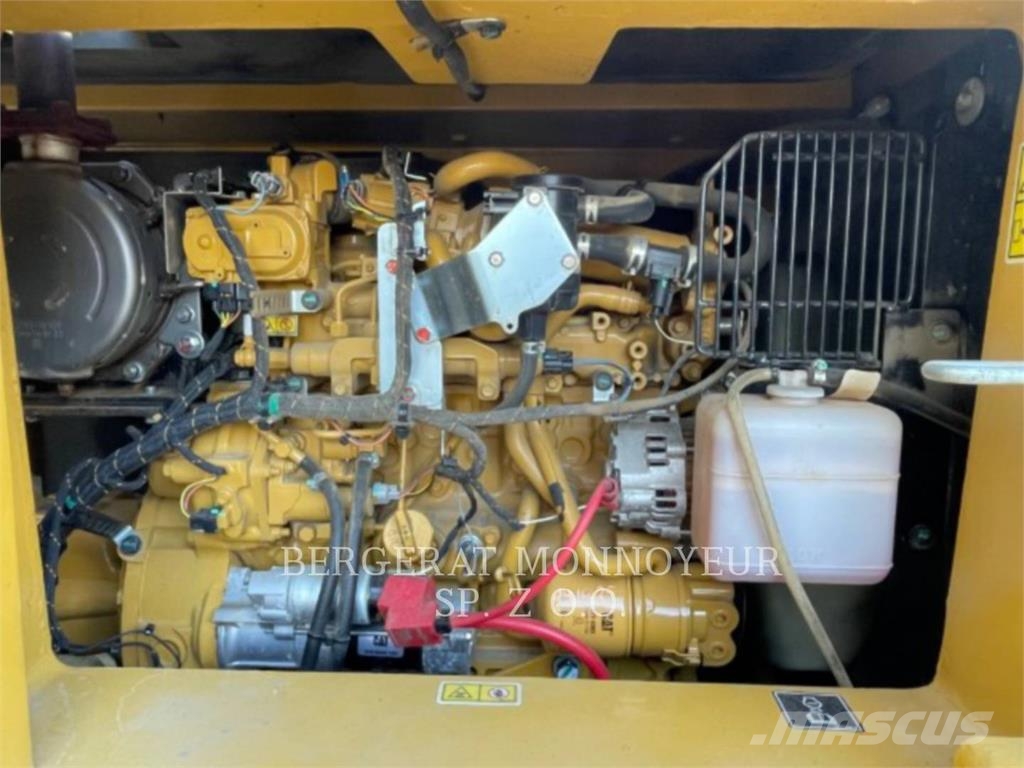 CAT 310-07 Rupsgraafmachines