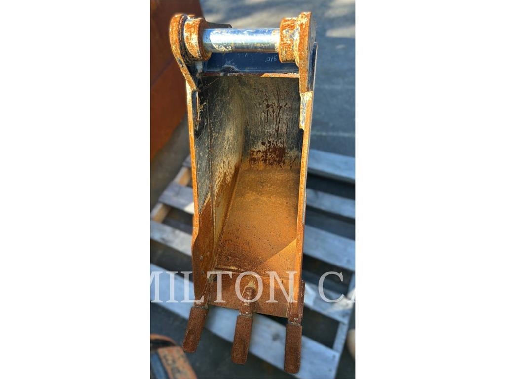 CAT 310 18 HD BUCKET Cucharones