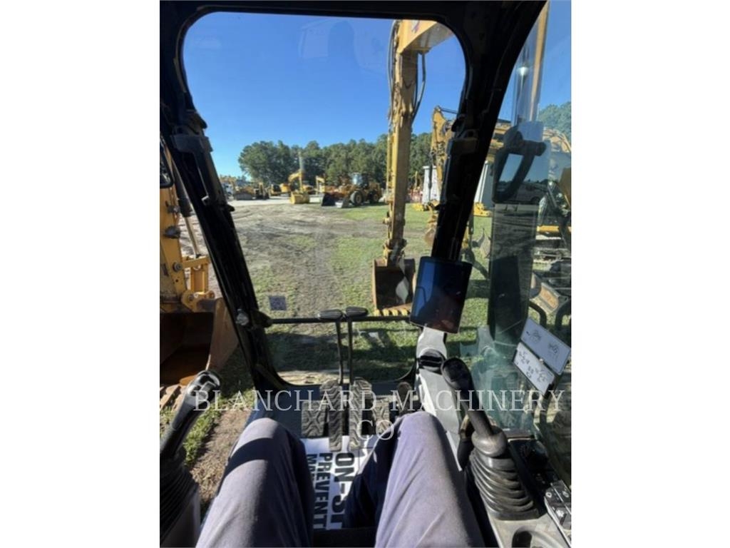 CAT 313 Гусеничные экскаваторы
