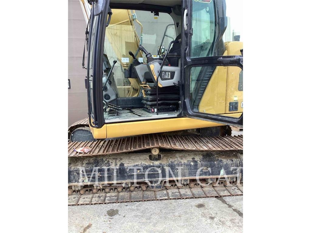 CAT 313 Pelle sur chenilles