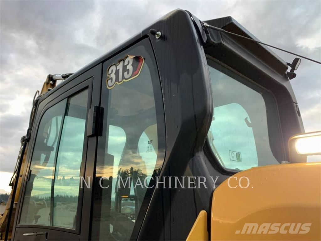 CAT 313 Gravemaskiner på larvebånd