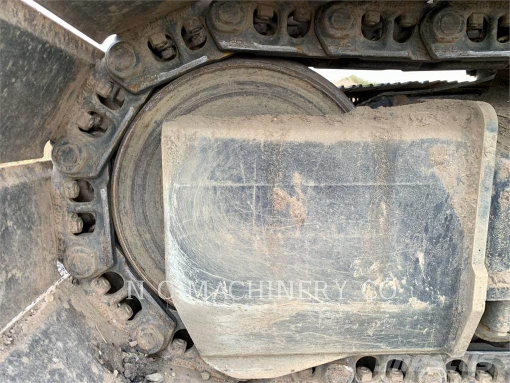 CAT 313 Gravemaskiner på larvebånd