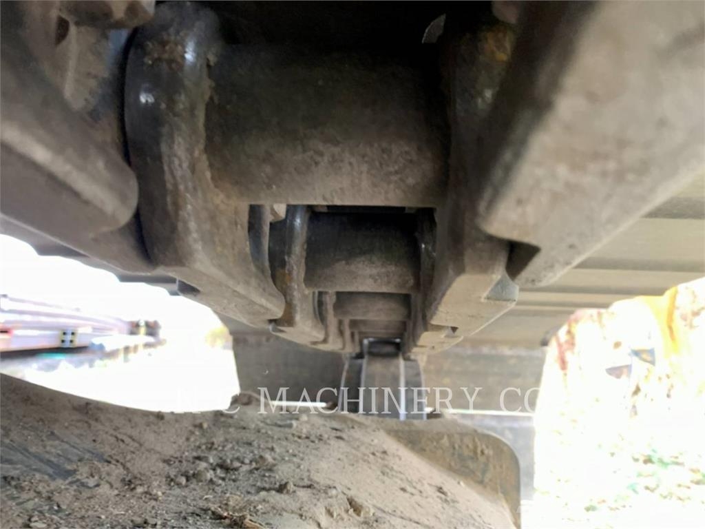 CAT 313 Gravemaskiner på larvebånd