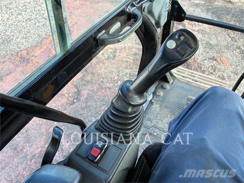 CAT 313-07 Kāpurķēžu ekskavatori