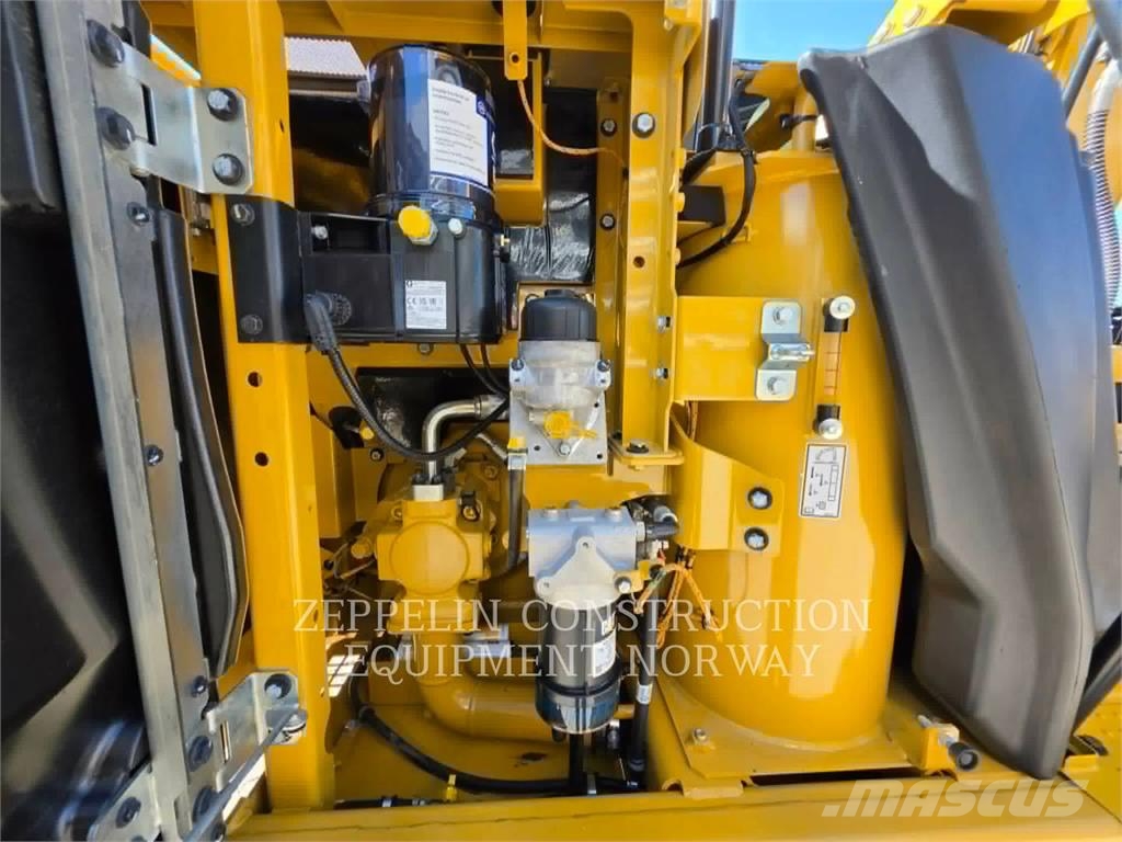 CAT 313-07 Roomikekskavaatorid