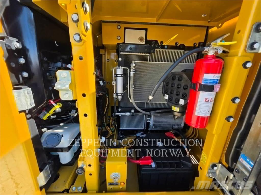 CAT 313-07 Roomikekskavaatorid