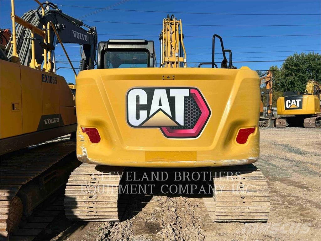 CAT 313-07 حفارات زحافة