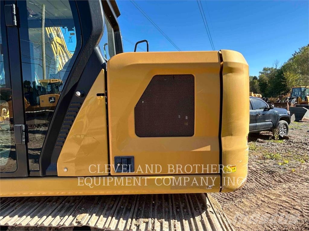 CAT 313-07 حفارات زحافة