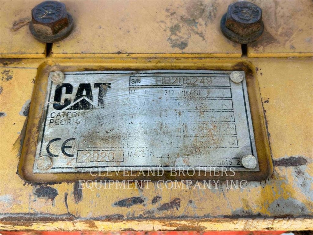 CAT 313-07 حفارات زحافة
