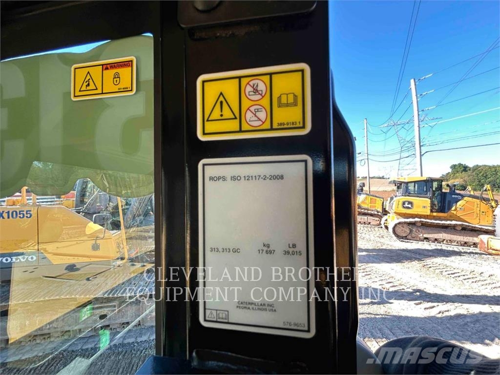 CAT 313-07 حفارات زحافة