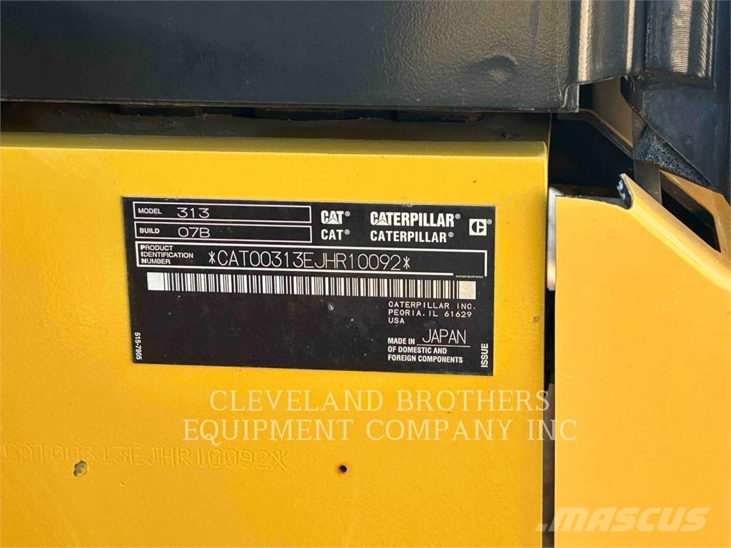 CAT 313-07 حفارات زحافة
