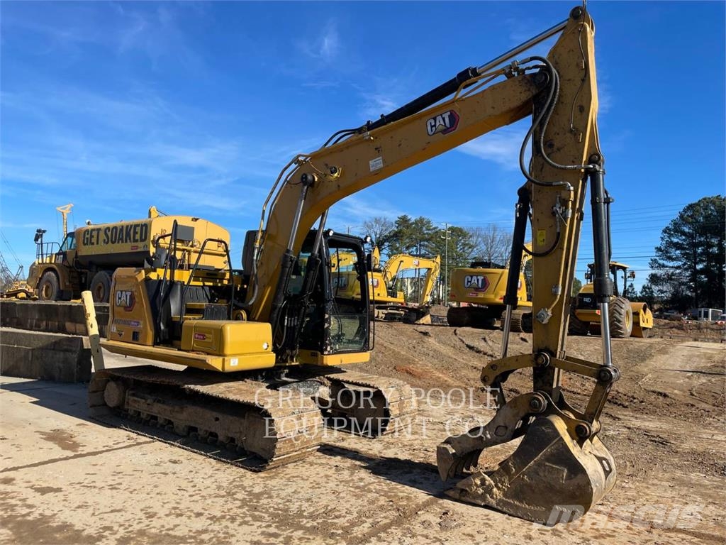 CAT 313-07GC حفارات زحافة