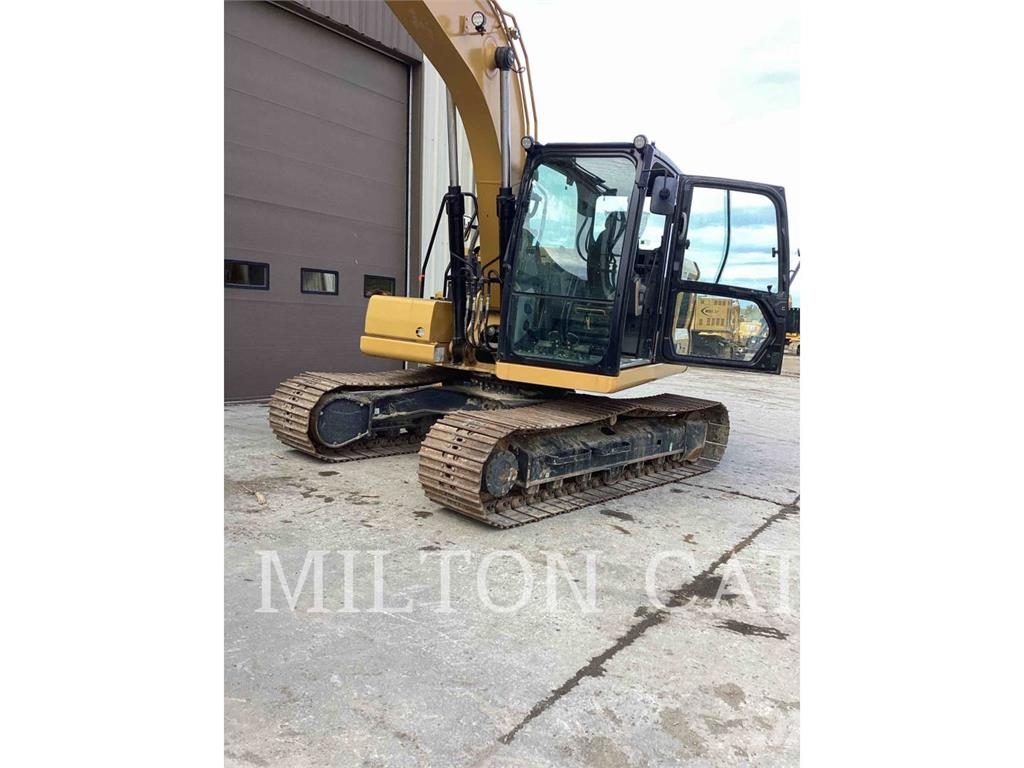 CAT 313 GC حفارات زحافة