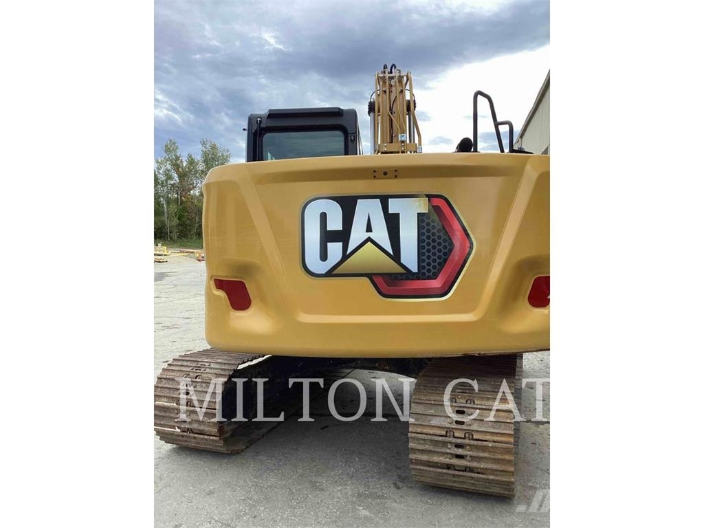 CAT 313 GC حفارات زحافة