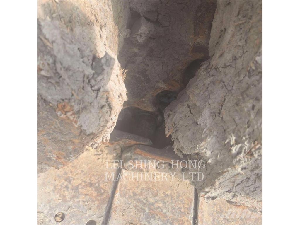 CAT 313D2GC Εκσκαφείς με ερπύστριες