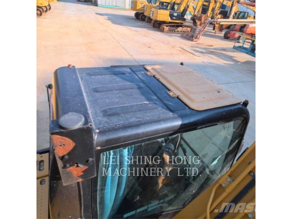 CAT 313D2GC Εκσκαφείς με ερπύστριες