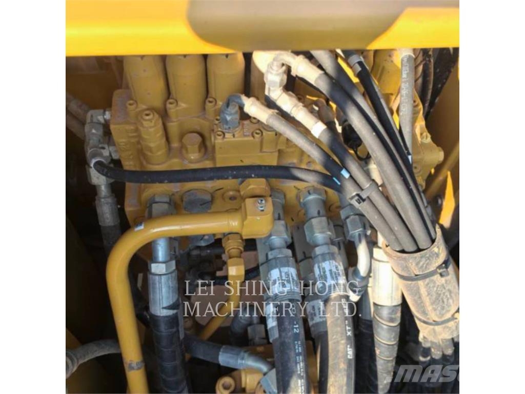 CAT 313D2GC Εκσκαφείς με ερπύστριες