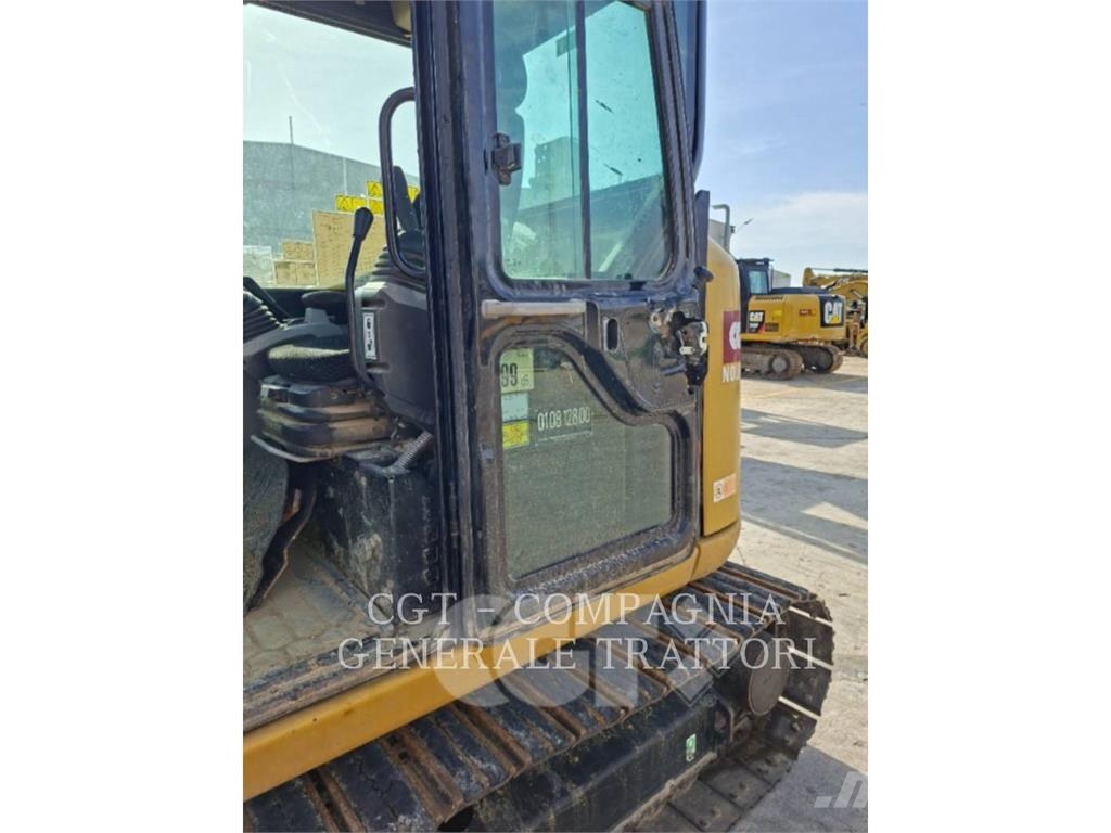 CAT 313FGC Paletli ekskavatörler