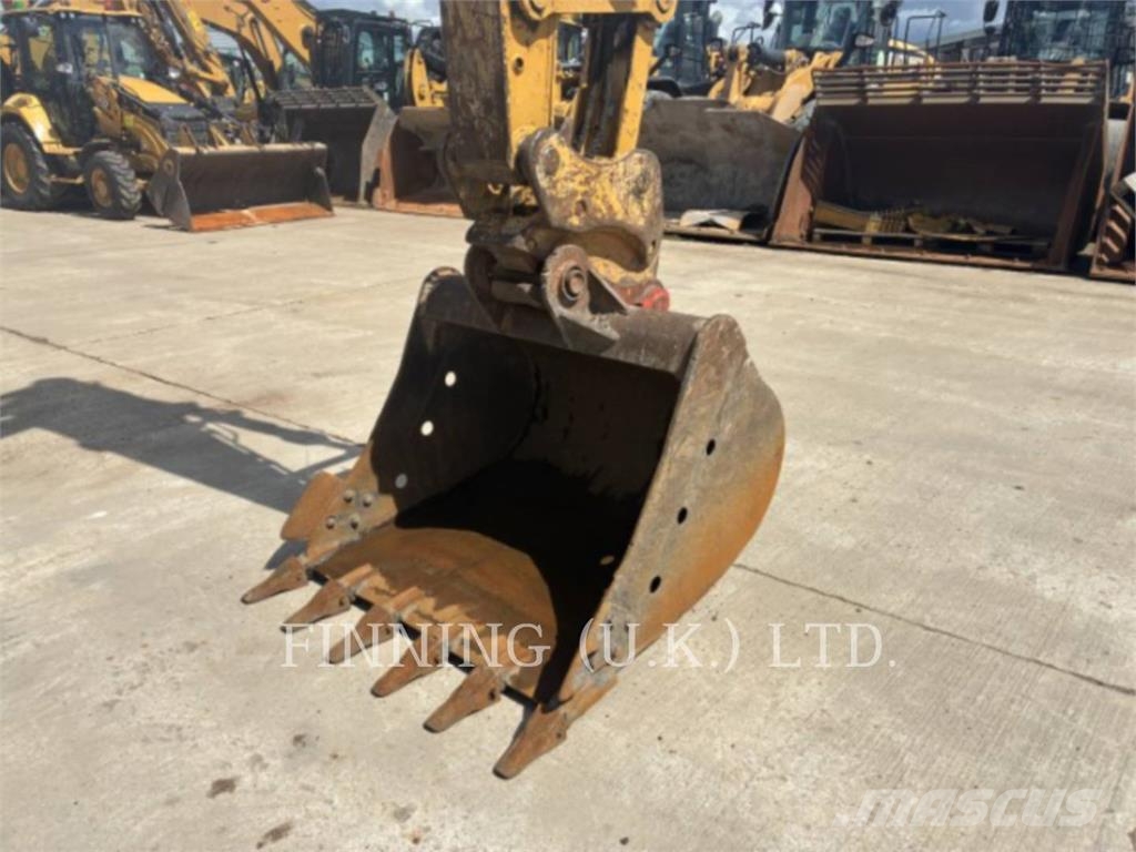 CAT 313GC Escavadoras de rastos