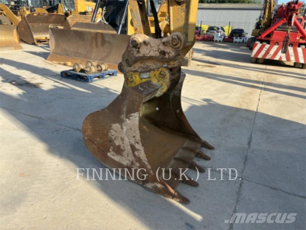 CAT 313GC Pelle sur chenilles