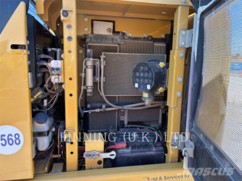 CAT 313GC Kāpurķēžu ekskavatori