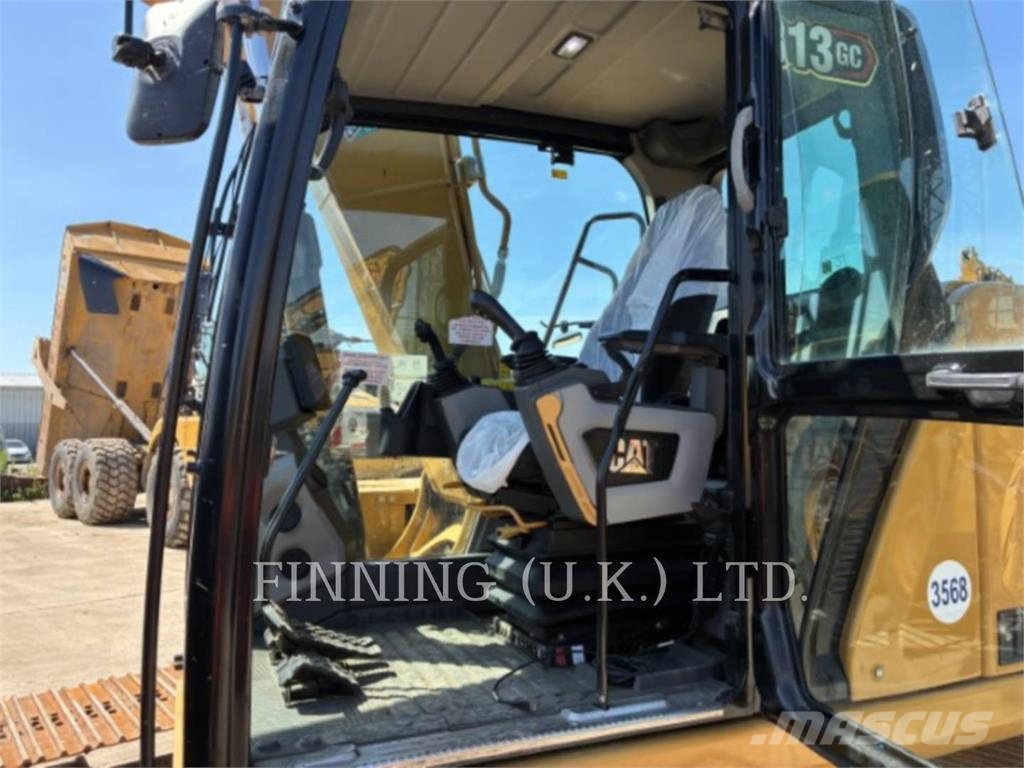 CAT 313GC Kāpurķēžu ekskavatori