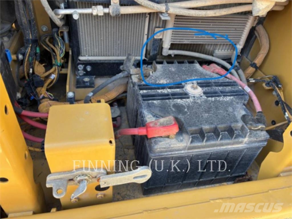 CAT 313GC Kāpurķēžu ekskavatori