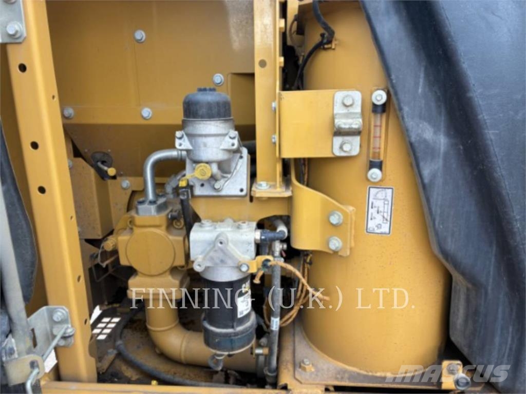 CAT 313GC Kāpurķēžu ekskavatori