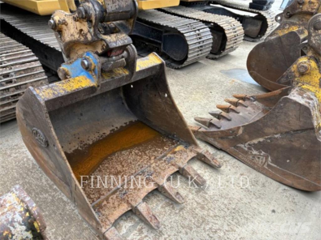 CAT 313GC Kāpurķēžu ekskavatori